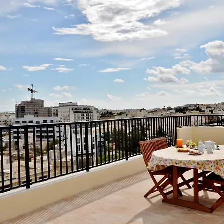 City Living Tk 3 Rm 4 Maison d'hôtes 3*