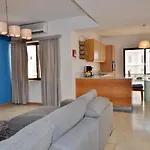 City Living Tk 3 Rm 4 Affittacamere