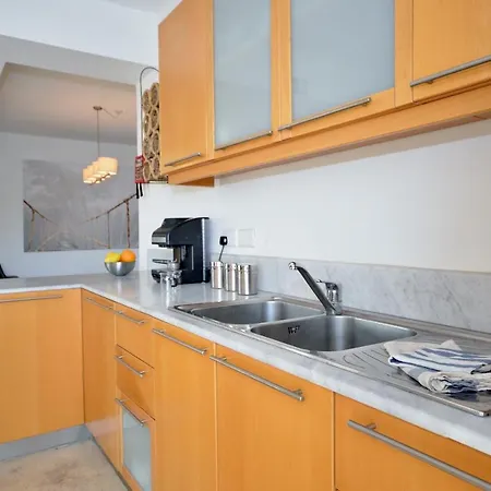 City Living Tk 3 Rm 4 3* سانت جوليان